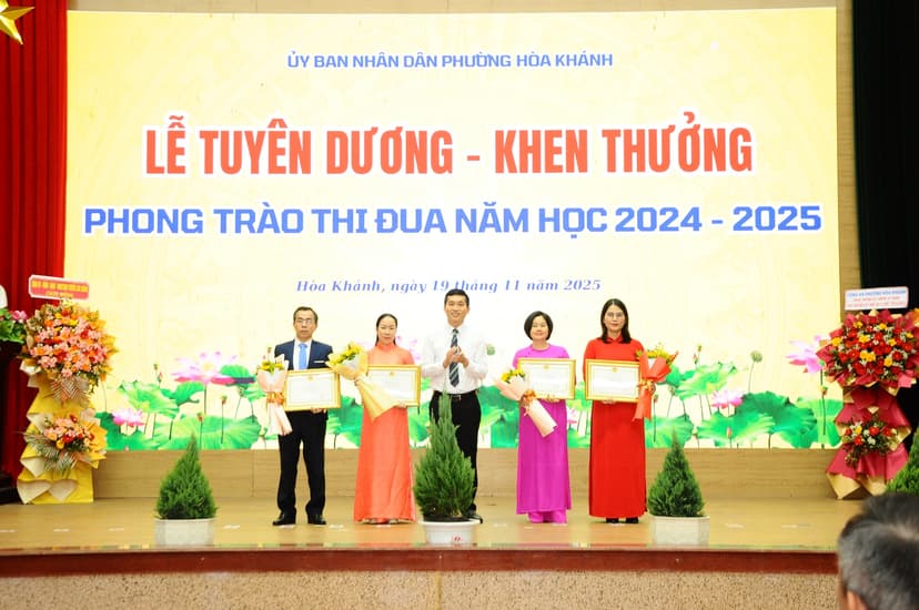 TRÚC XINH "NHỮNG NỐT NHẠC VUI"
